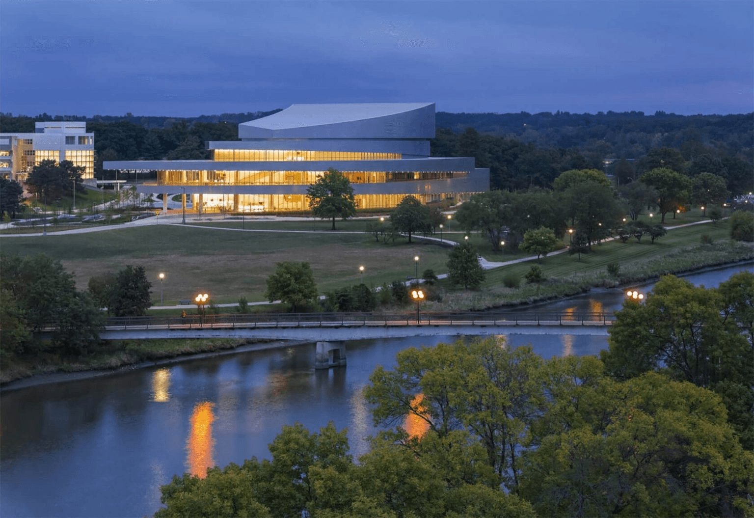 Goldberg/Esto, Pelli Clarke & Partners